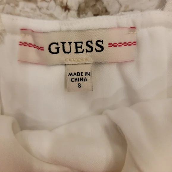 NWOT Guess Snowie Textured Top - Picture 5 of 6